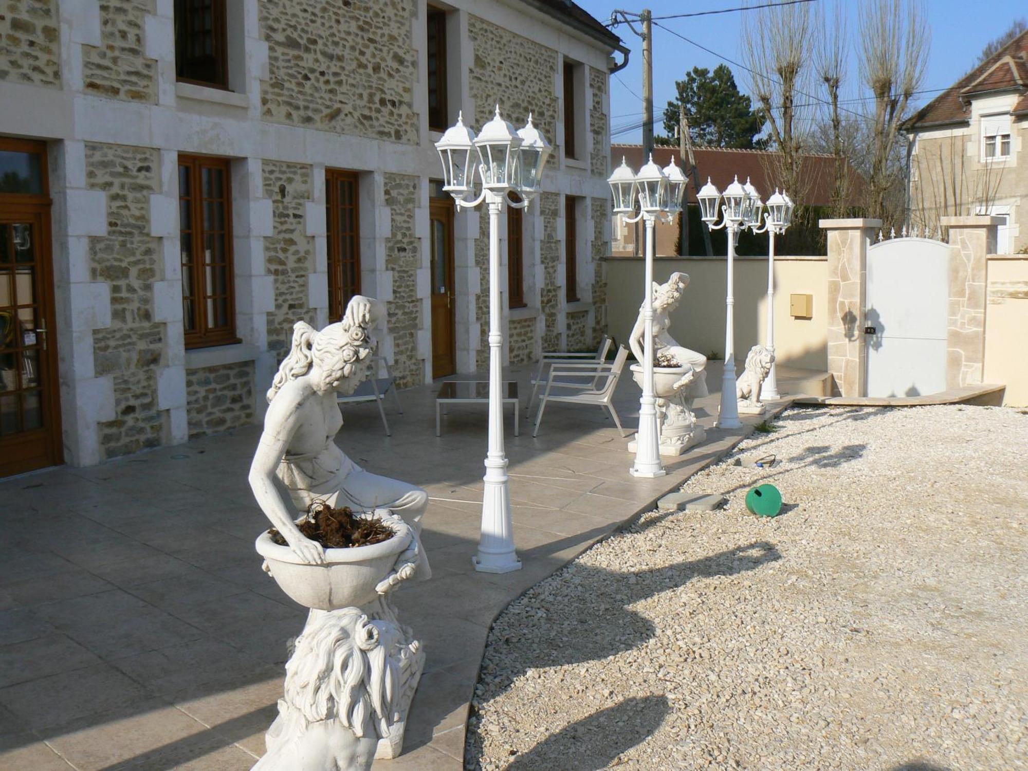 Le Manoir Des Chapelles Bed & Breakfast Venoy Bagian luar foto