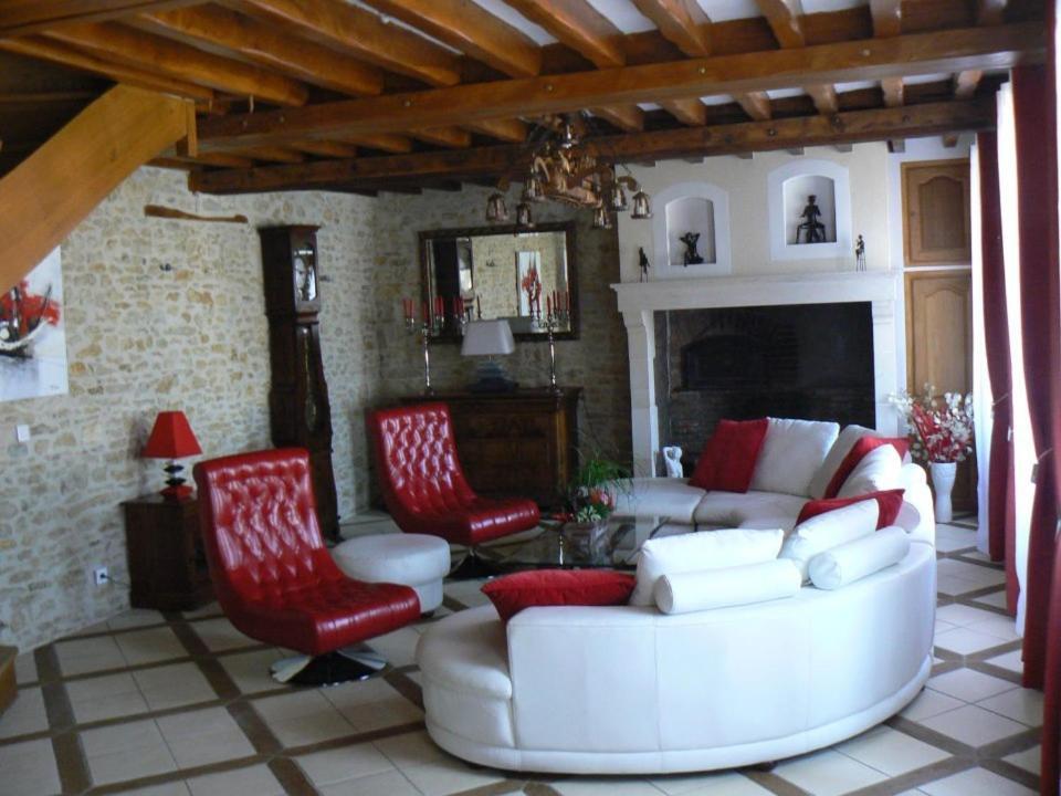 Le Manoir Des Chapelles Bed & Breakfast Venoy Bagian luar foto