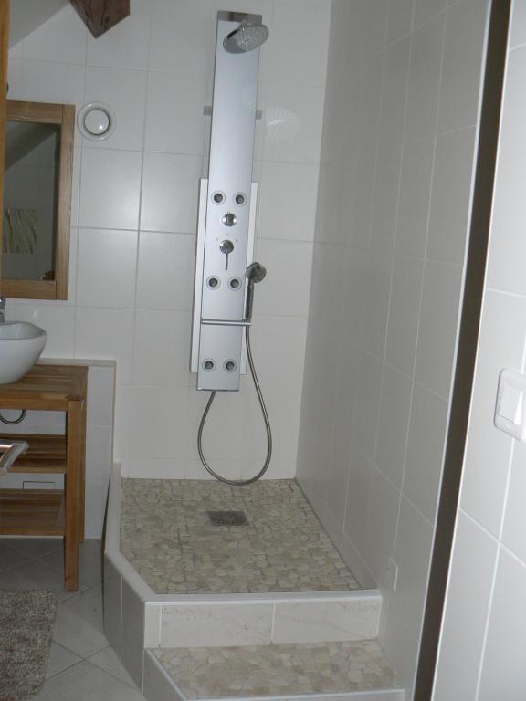 Le Manoir Des Chapelles Bed & Breakfast Venoy Ruang foto